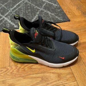 Nike Air Max 270 Size 7 Mens (EU 40)